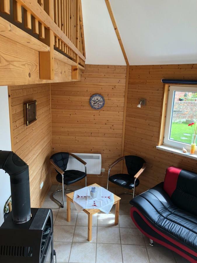 Ostseebungalow-Peters Börgerende-Rethwisch エクステリア 写真