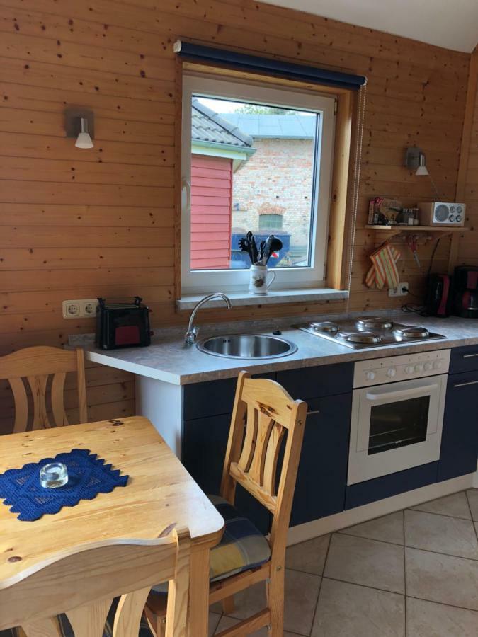 Ostseebungalow-Peters Börgerende-Rethwisch エクステリア 写真